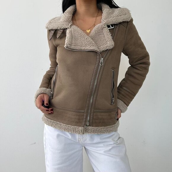 Zara Jackets & Blazers - Zara Neutral Moto Jacket size XS Shearling